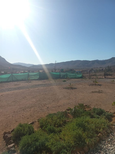 Se Vende Terreno De 5567 Mts2 Con Casa, 3 Dorm. 2 Baños.