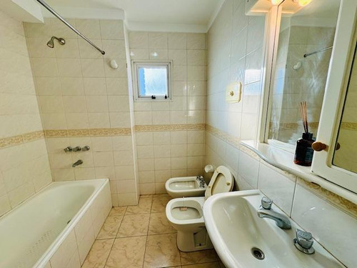 Departamento En Venta Ramos Mejía, 4 Ambientes.