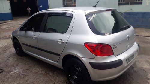Peugeot 307 1.6 Presence Flex 5p 2007