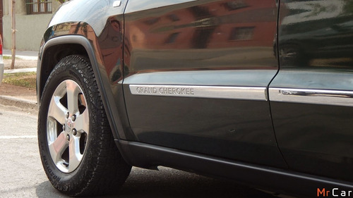 Jeep Grand Cherokee Laredo 4x4 2011