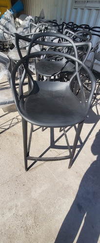 Imagen 4 de 4 de Set 4 Banquetas Tuburete Máster Philip Starck Eames. 65 Cm
