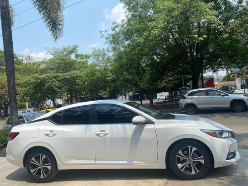 Nissan Sentra 1.8 Advance Mt