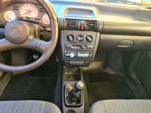 Chevrolet Corsa Wind 1.6 Mpfi 2001