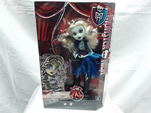 Boneca Monster High Boneca Freak Du Chic Frankie Stein - R$ 79,90