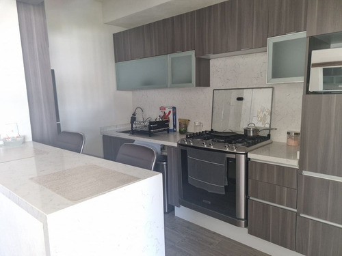 Departamento En Venta Zona La Estadia Cod. Dev211