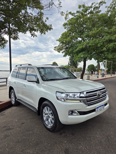 Toyota Land Cruiser 4.5 Td 200 Vx 265cv At W/floormat