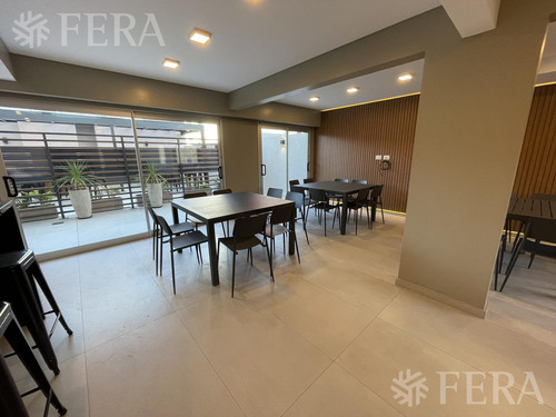 LAS FLORES 535