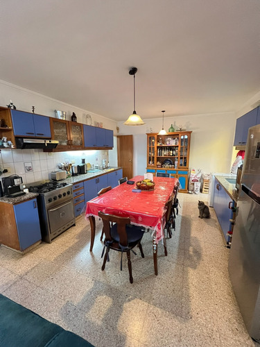 Casa En Venta Calle 35 Entre 24 Y 25 La Plata