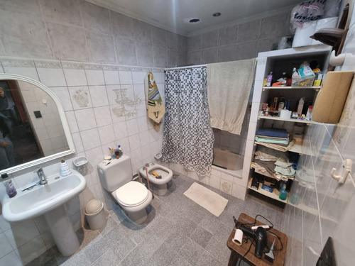 Casa En Venta Berazategui 3 Ambientes
