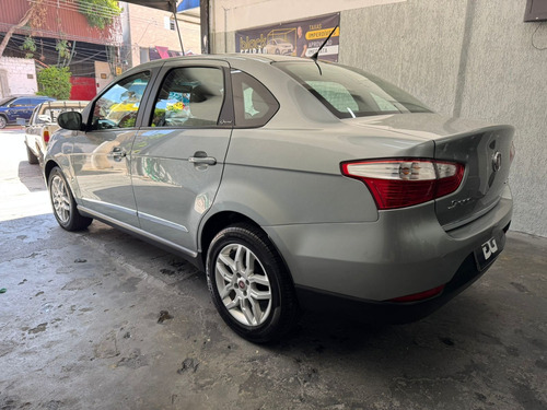 Fiat Grand Siena 1.6 16v Essence Flex Dualogic 4p