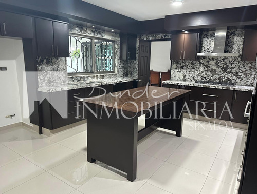 Casa En Residencial Privado, Col. Scally, Los Mochis Sinaloa