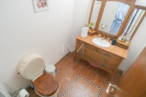 Venta Casa 6 Ambientes Con Jardin, Pileta Y Parrilla En Lomas De Nuñez