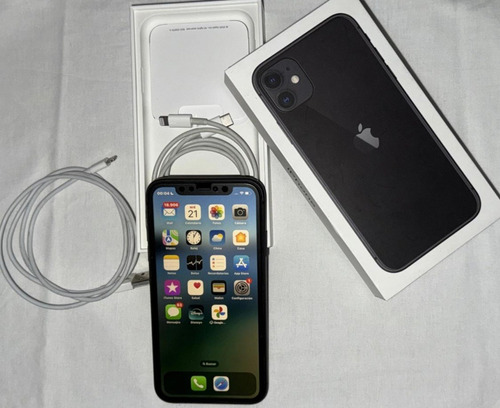 Apple Iphone 11 (128 Gb) - Negro En Caja Excelente Estado Negro (Usado)