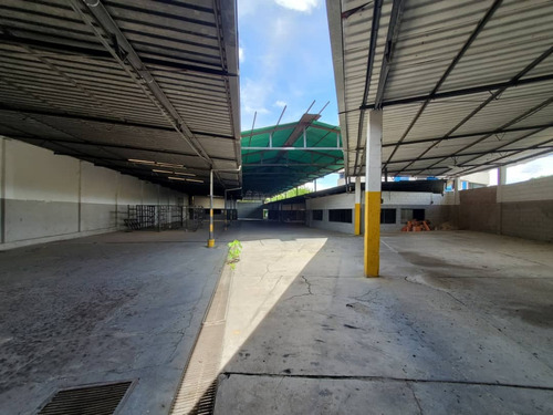 Galpón En Venta En La Avenida Cuatricentenaria