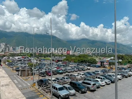 Apartamento En Venta Chuao Abm