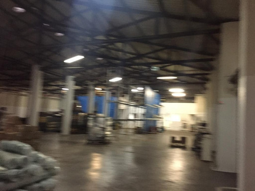 Oportunidade Para Investidores Ótimo Galpão C/ Renda Tendo 800m² - Ga0020