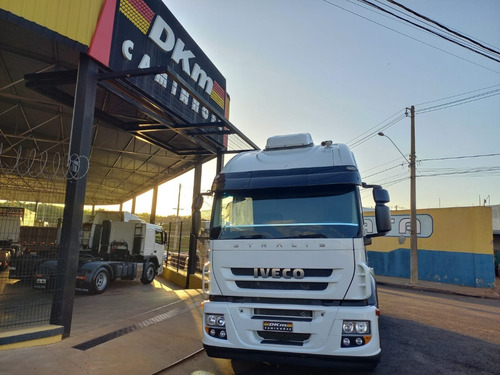Imagem 2 de 12 de Stralis 440 Automatico 2014 6x2 Completo