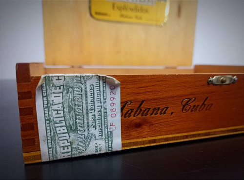 Antigua Caja En Madera De Habanos Cohiba Esplendidos! Oferta (Usado)