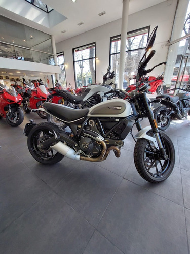 Imagen 4 de 17 de Ducati Scrambler Icon 800cc Año 2018. 850 Km. San Isidro