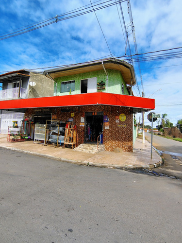 Sobrado Com 1 Casa E Ponto De Comércio Funcionando