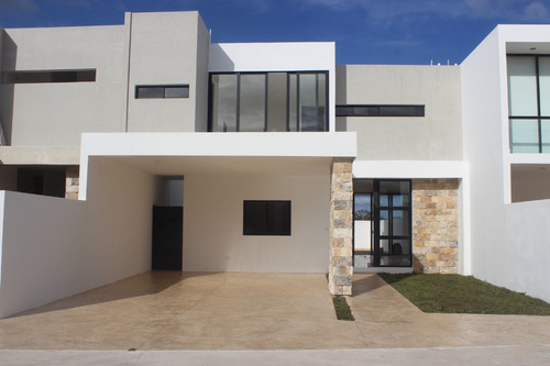 Hermosa Casa En Venta En Albarella Residencial Mod. H3