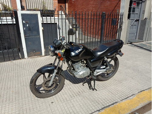 Imagen 6 de 10 de Suzuki En 125 2a