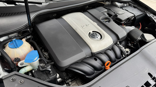 Volkswagen Vento 2.5 Luxury Wood Tiptronc 170cv