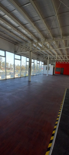 Local Apto Centro Medico_gym_laboratorio Camilo Henriquez