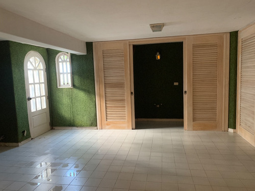 Casa En Venta En La Lagunita