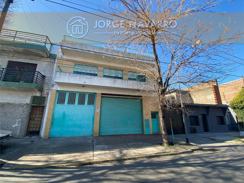 Imagen 2 de 19 de Depósito Con Vivienda - Villa Maipú