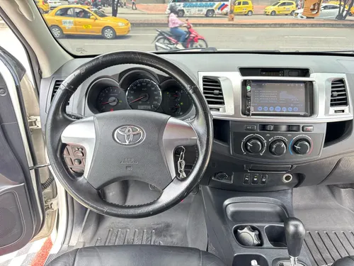 Toyota Fortuner Sr5 2.7 4x2 At