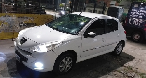 Peugeot 207 2013 1.4 Allure 75cv