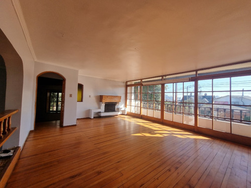 Casa Familiar 291 M2 En 512 M2 Terreno Bosques De Montemar