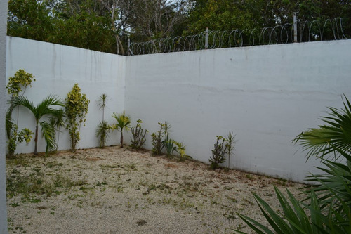 Imagen 10 de 22 de Casa En Venta En Marsella Playa Del Carmen Quintana Roo