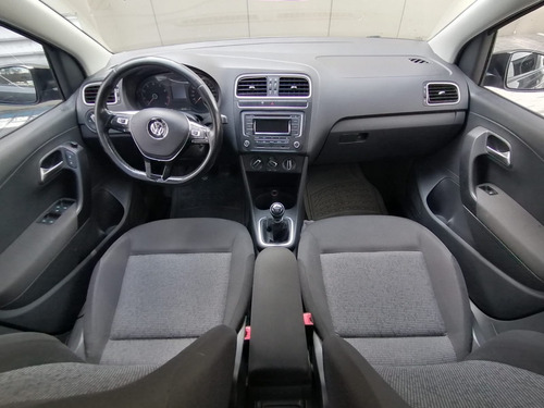 Imagen 10 de 15 de Volkswagen Polo 1.6 L4 Sound Mt 2018