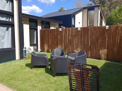 Casas Cabaña Estilo Nórdico Moderno Mar Del Plata Bosque Peralta Ramos Aire Acondicionado A 10 Min De Chapadmalal No Comparten Instalaciones 4/5 Pax Playas Del Sur Familias Parque Fogonero Cochera