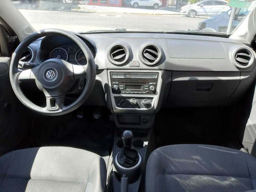 Volkswagen Voyage 1.6 Comfortline Plus 101cv 2014