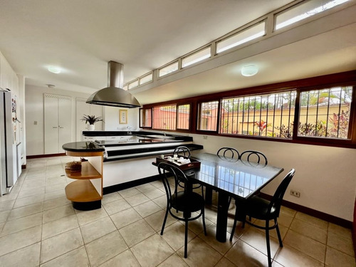 Imagen 15 de 30 de Se Vende Casa 540m2 4h+s+anexo/7b/8p Tusmare
