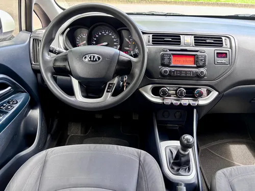 Kia Rio 1.2 4 p