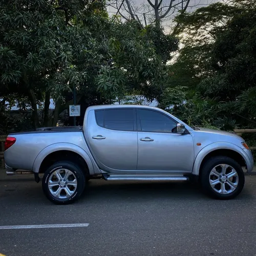 Mitsubishi L200 Sportero 2.5 Superlujo