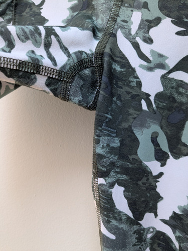 Leggings Para Niña Avía Camuflaje 7/8 Verde Con Blanco (Usado)