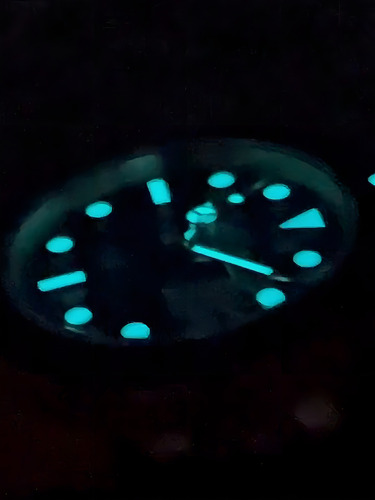 Rolex Submariner Super Clo Suiço Máquina Eta Genuína Correia Prata/dourado Bisel Preto Fundo Preto