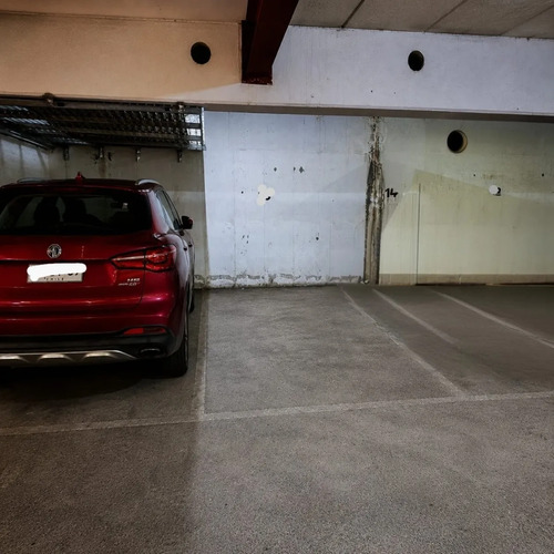 ¡oportunidad! Estacionamiento En Pleno Centro De La Florida.