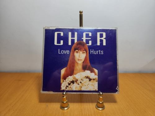 Single Cd Cher Love Hurts 