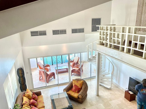 Renta Apartamento En Marina Cap Cana