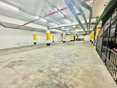 Imagen 29 de 30 de Edificio Comercial (3 Niveles) Alquiler Chacao Mls-23-30286
