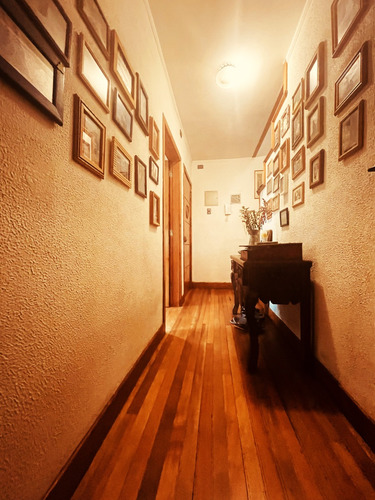 Vendo Gran Casa Emplazada En Cerro Castillo