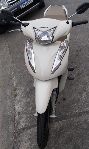 Imagem 7 de 8 de Honda Biz 125