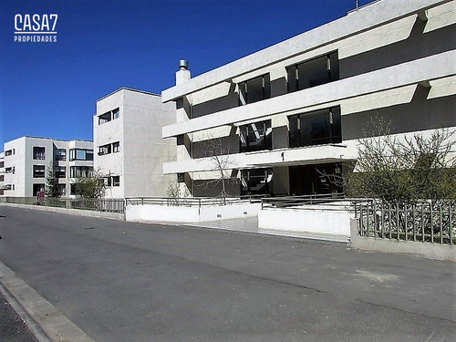 Departamento En Venta Camino La Cumbre, 3 D Mas Servicios