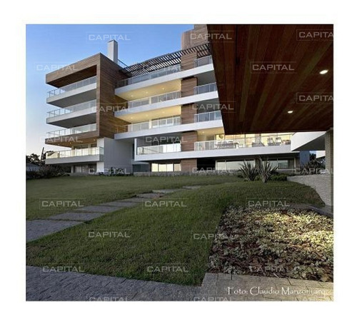 Apartamento En Playa Brava Punta Del Este Primera Fila-ref:25016
